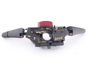 Переключатель подрулевой A0015404645 MERCEDES BENZ