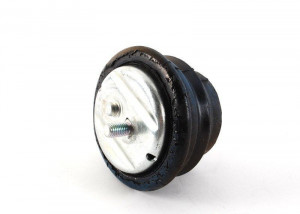 Подушка двигателя 22 11 6 754 608 BMW