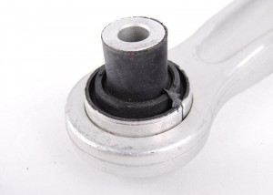 Рычаг подвески 33 32 1 094 210 BMW