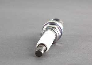 Свеча зажигания A0031599703 MERCEDES BENZ