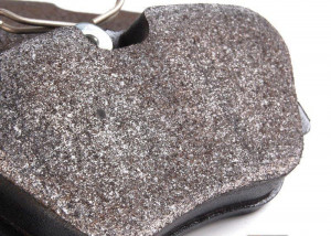 Колодки тормозные дисковые A0004209920 MERCEDES BENZ