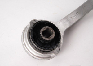 Рычаг подвески A2043304411 MERCEDES BENZ