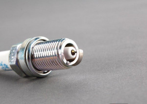 Свеча зажигания A0031599703 MERCEDES BENZ