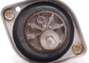 Подушка двигателя 22 11 1 092 895 BMW